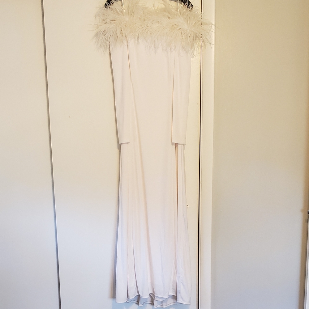 Cachet off-the-shoulder white feather dress size12